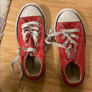 Kids red converse